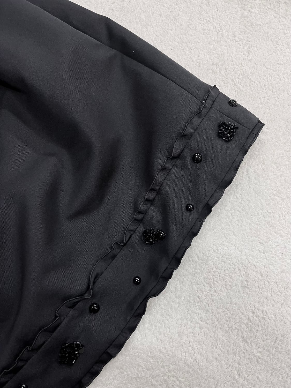 To be chic 스톤 플레어 스커트 상품이미지4