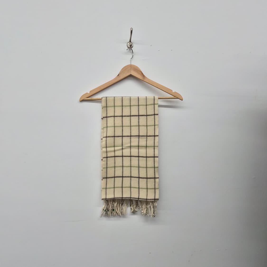 바버 체크 머플러 아이보리  상품이미지5