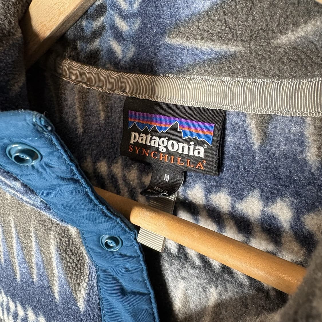 15FW 파타고니아 시청릴라 스냅-티 플리스 블루/그레이 애즈텍 패턴 상품이미지4