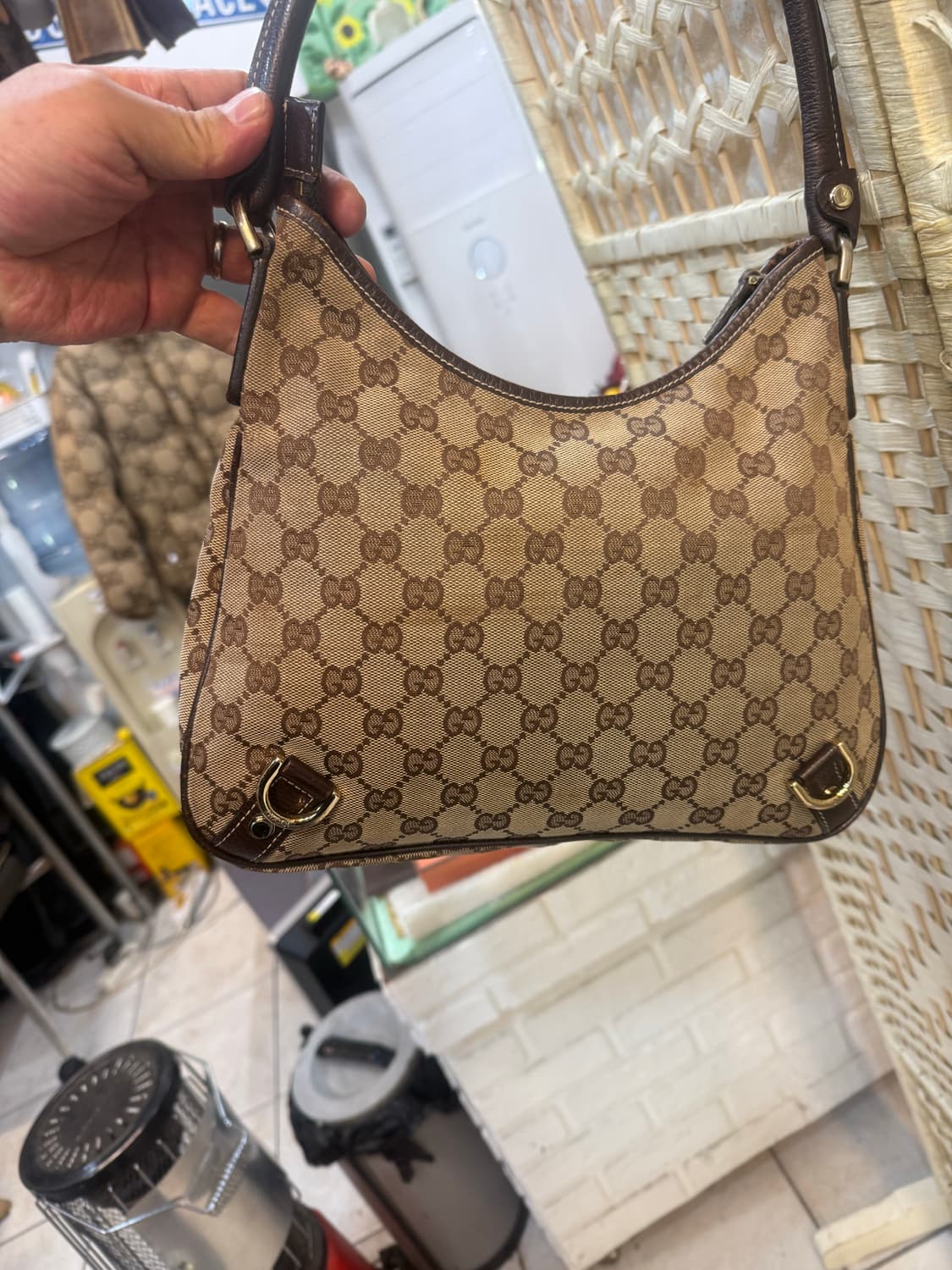 정품 구찌 D링 쇼퍼백 팝니다 상품이미지4