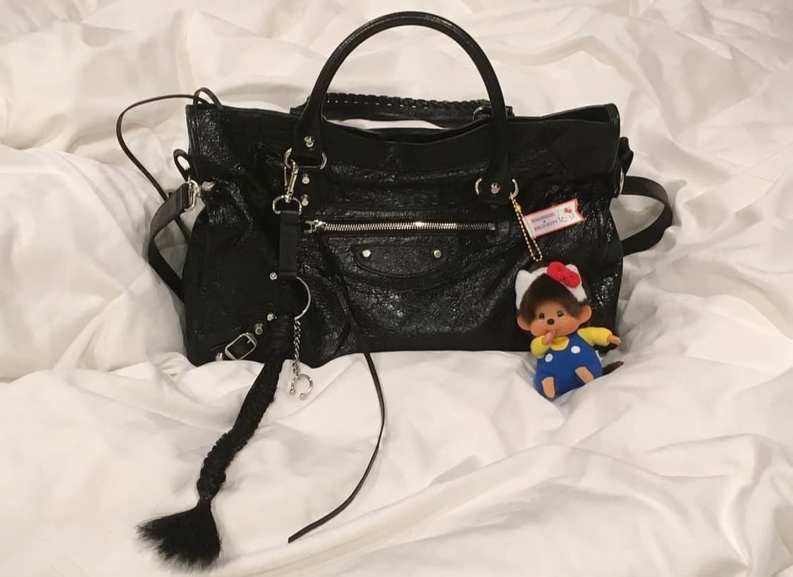 르 시티 백 미디엄 블랙 상품이미지1