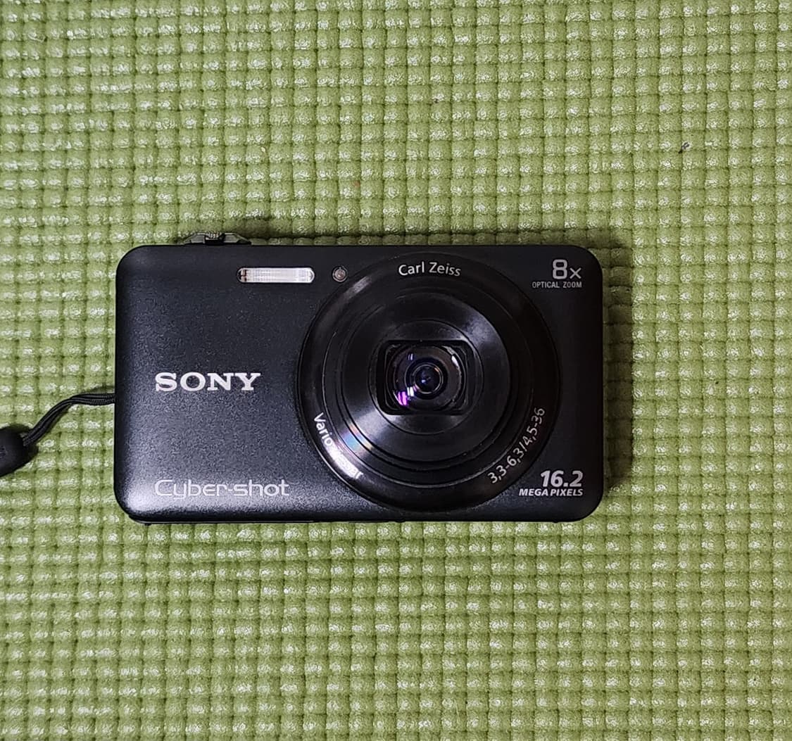 소니 사이버샷 DSC-WX60 디지털 카메라 팝니다. 상품이미지2