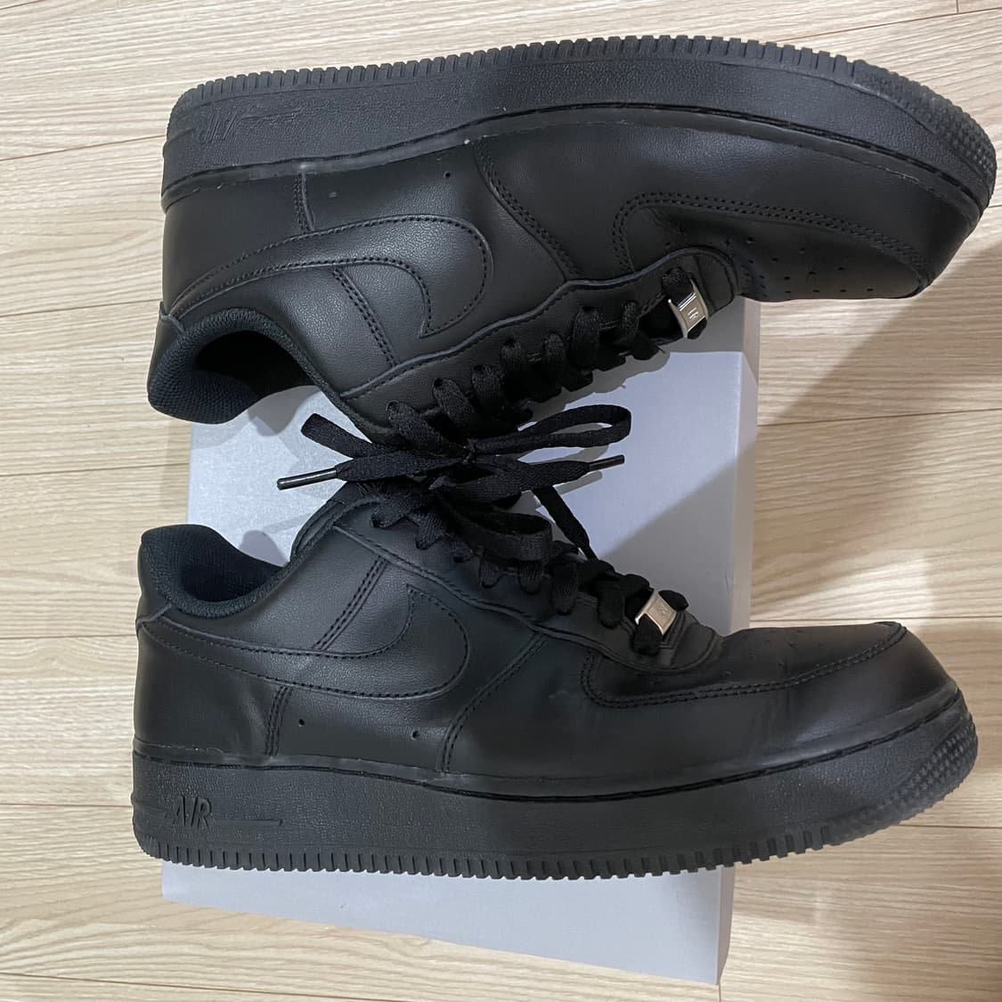 나이키 에어포스 1 '07 로우 트리플 블랙 CW2288-001 상품이미지5