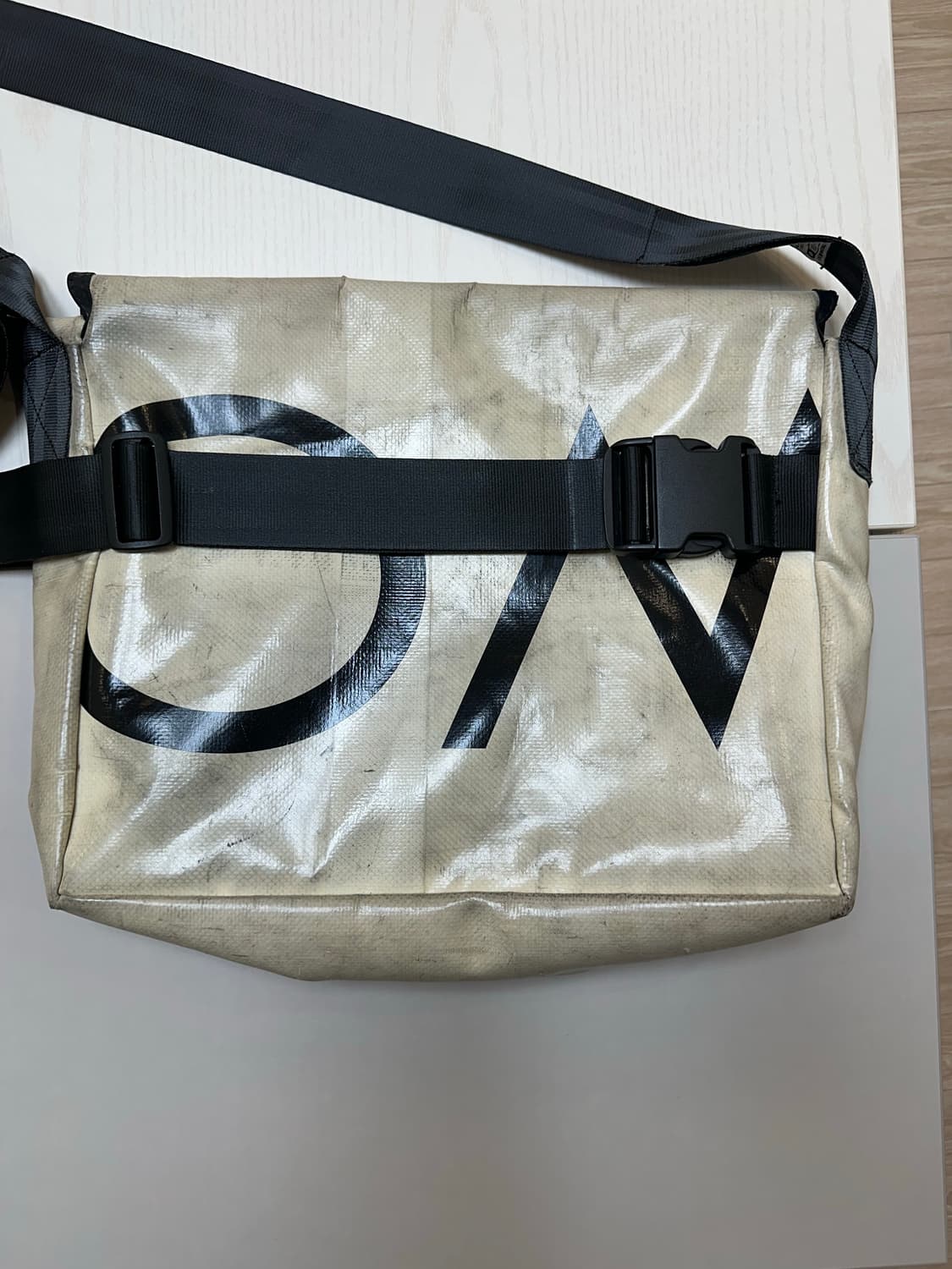 프라이탁 덱스터 메신져백 상품이미지2