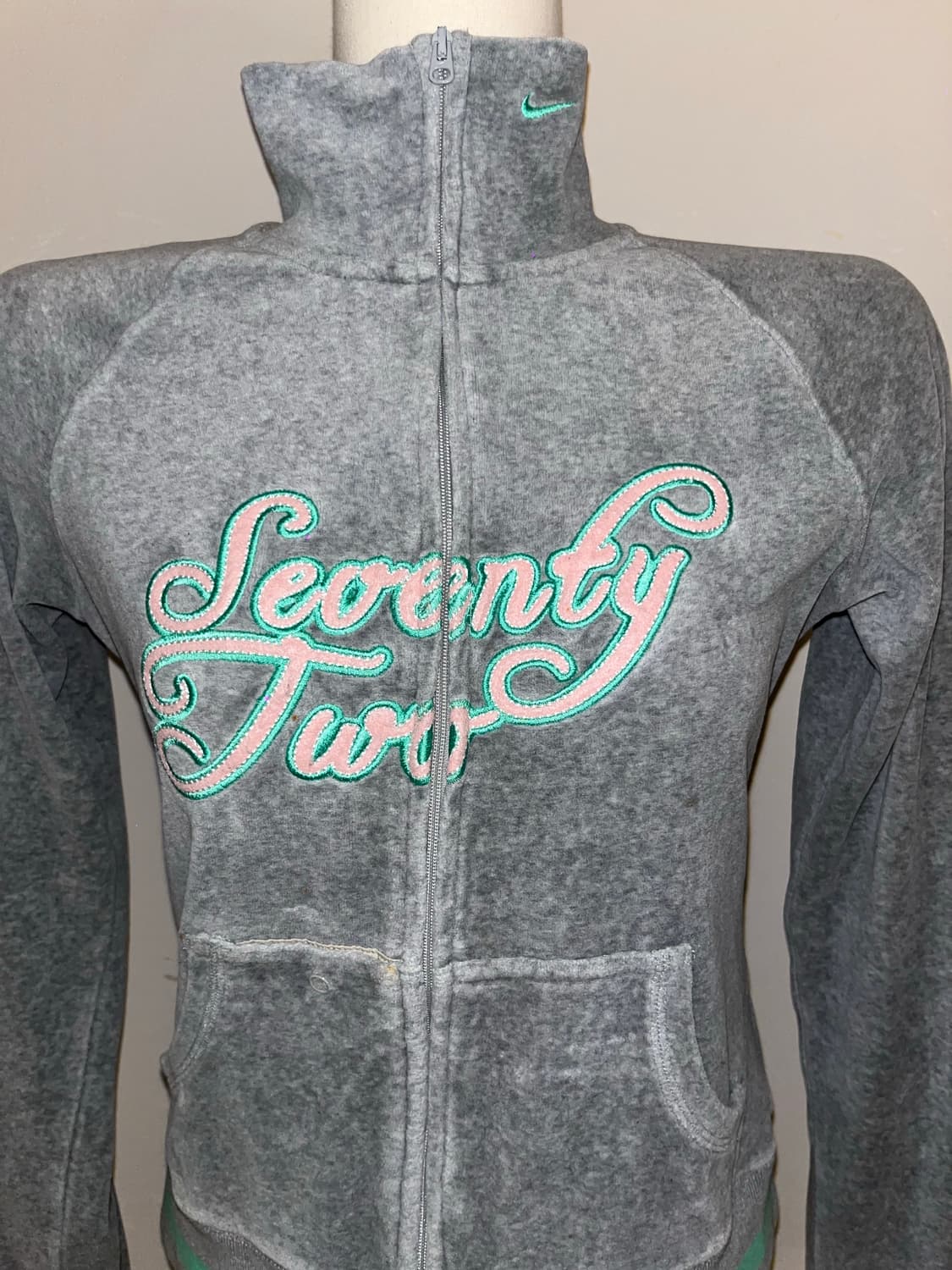 📦 Nike velvet jaket 상품이미지6