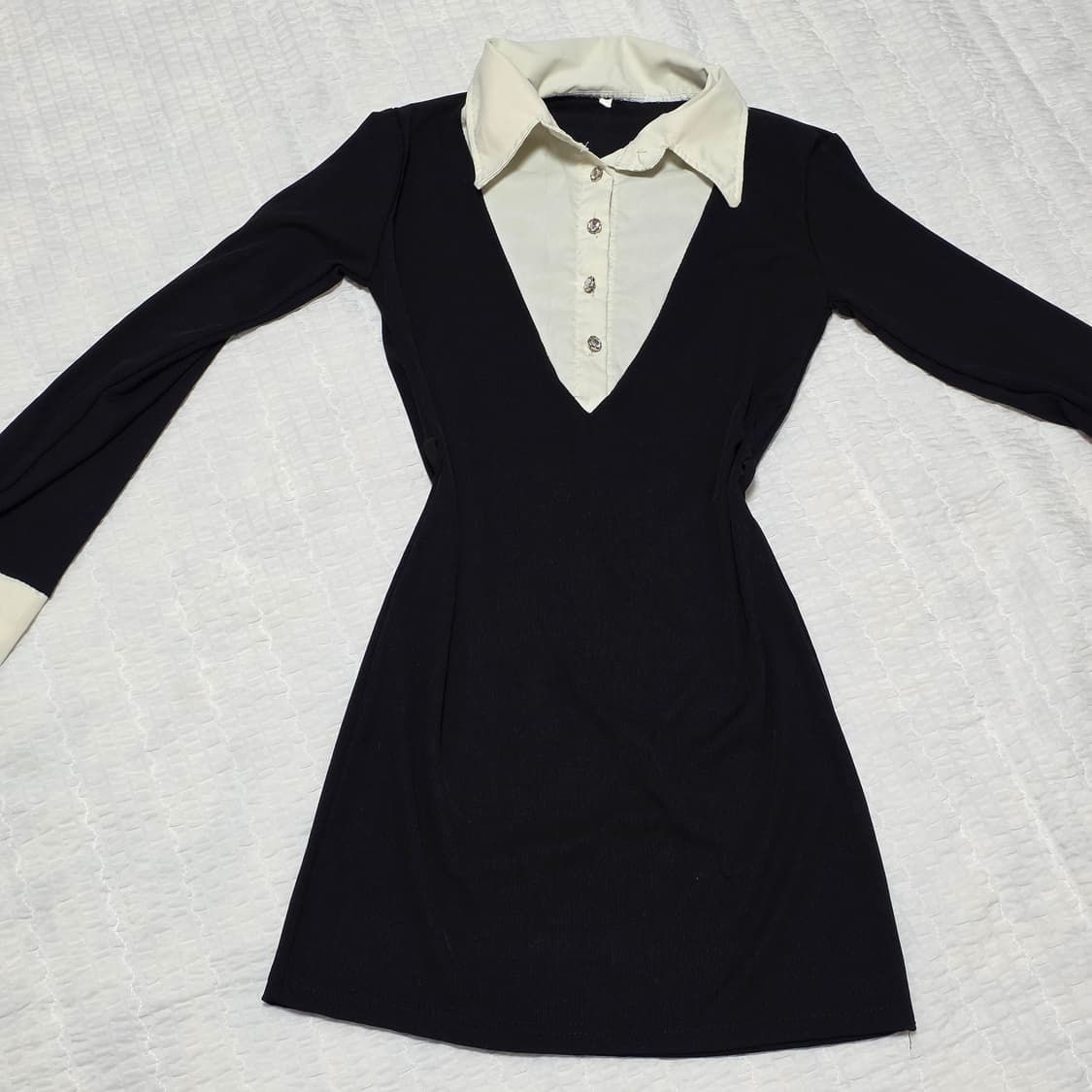 공겜여주st 블랙x화이트 셔츠슬림원피스 상품이미지2