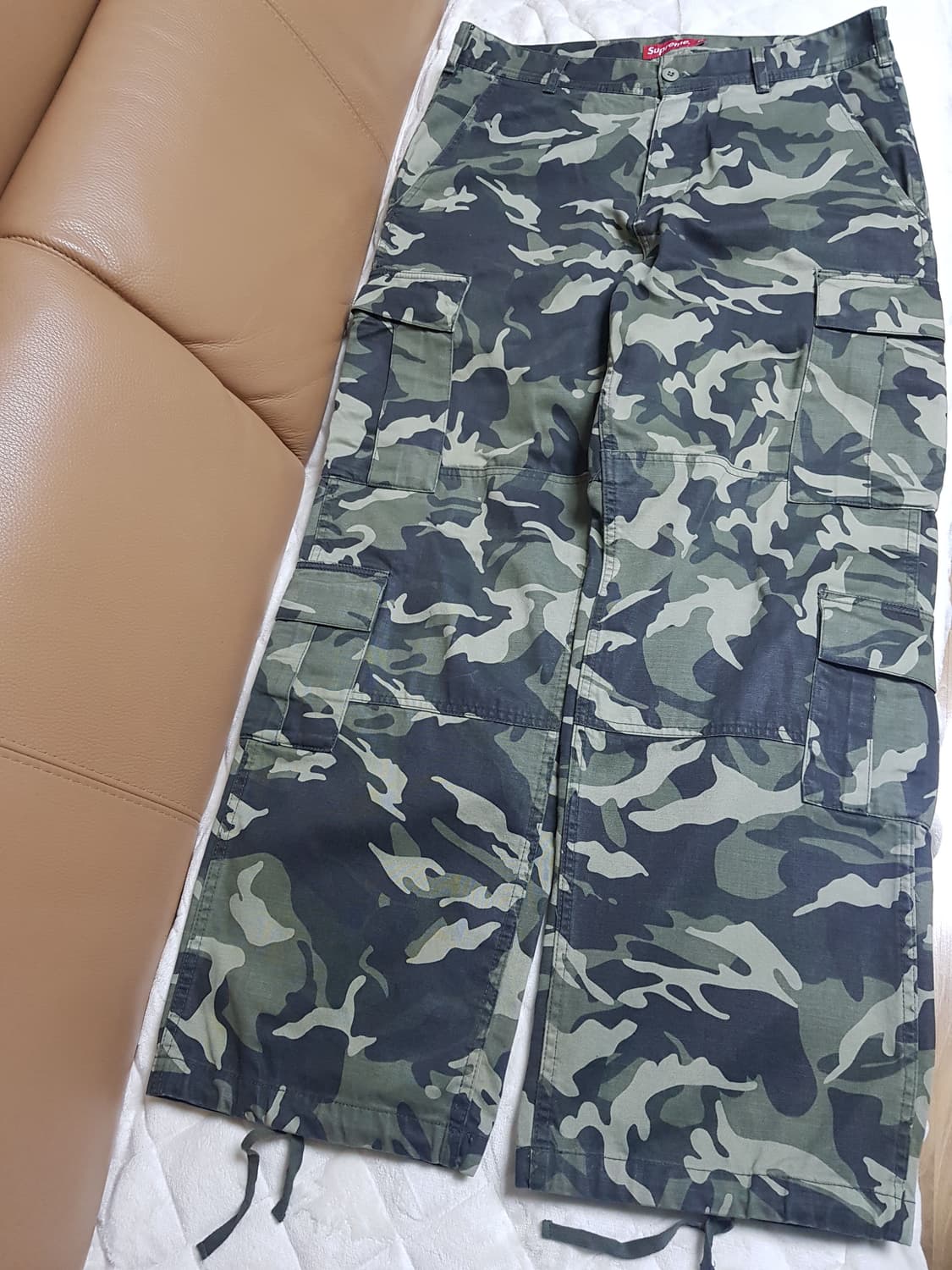 슈프림 카고 팬츠 올리브 카모 23SS 상품이미지1