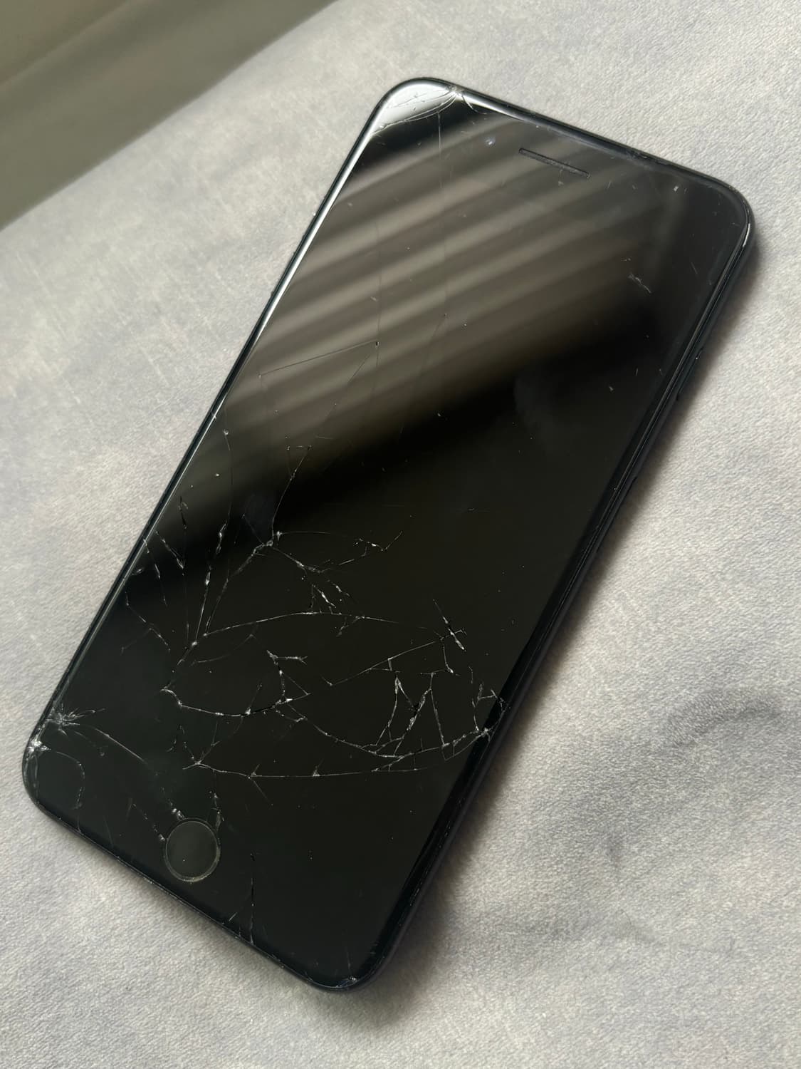 아이폰 7 플러스 블랙 128기가 상품이미지3