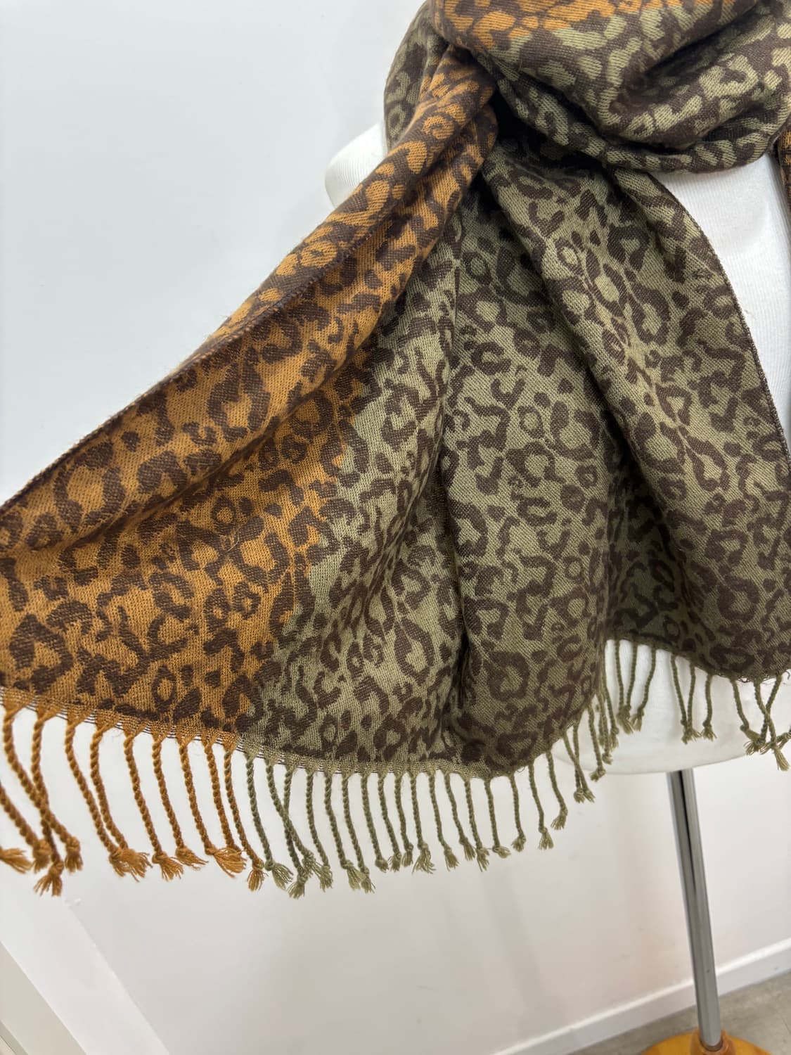 브라운 카키 호피 레오파드 머플러 목도리 상품이미지6