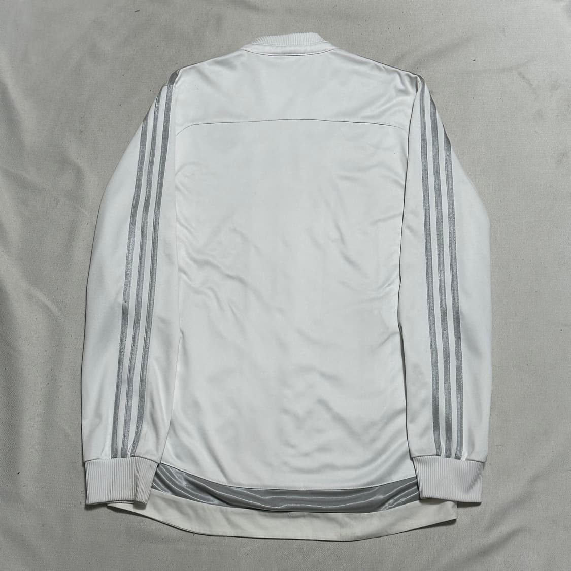 105 아디다스 레알마드리드 화이트 트랙탑 상품이미지3