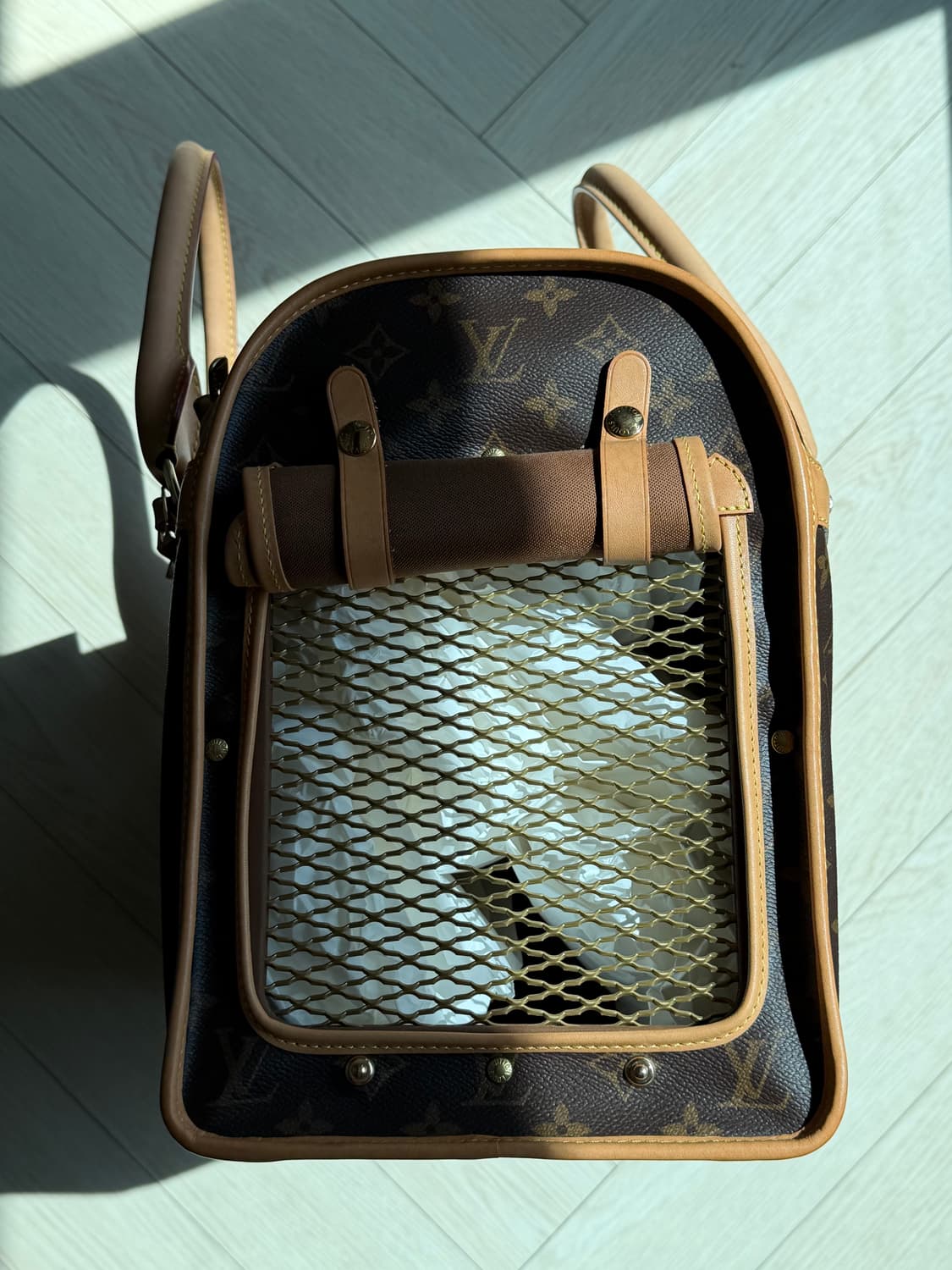 루이비통 모노그램 DOG 캐리어 상품이미지4