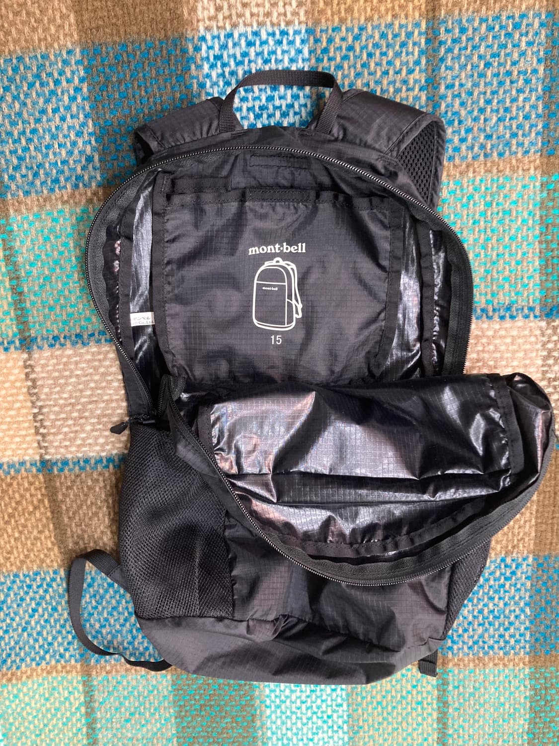 mont bell 몽벨 포켓터블 백팩 15L 상품이미지3