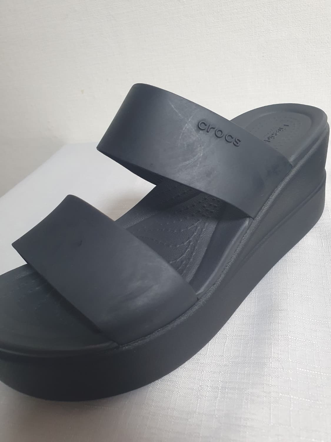 240mm 크록스 브루클린 미드 웨지 플랫폼 샌들 블랙 W7 상품이미지5