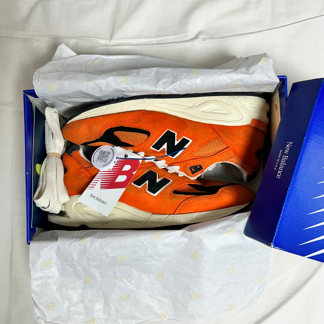 [255] 뉴발란스 990v2 마리골드 블랙 오렌지 M990AI2 상품이미지2