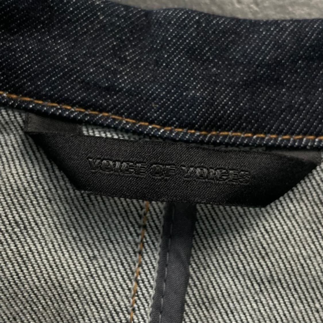 보브(VOV) 포켓 크롭 데님 자켓 상품이미지3