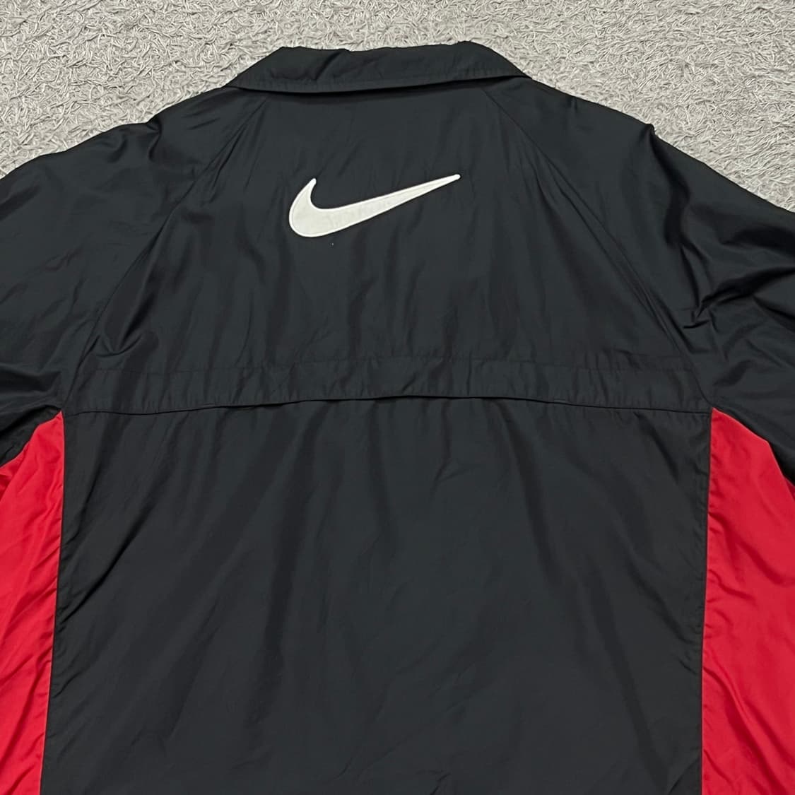[105-110] 나이키 바람막이 상품이미지3
