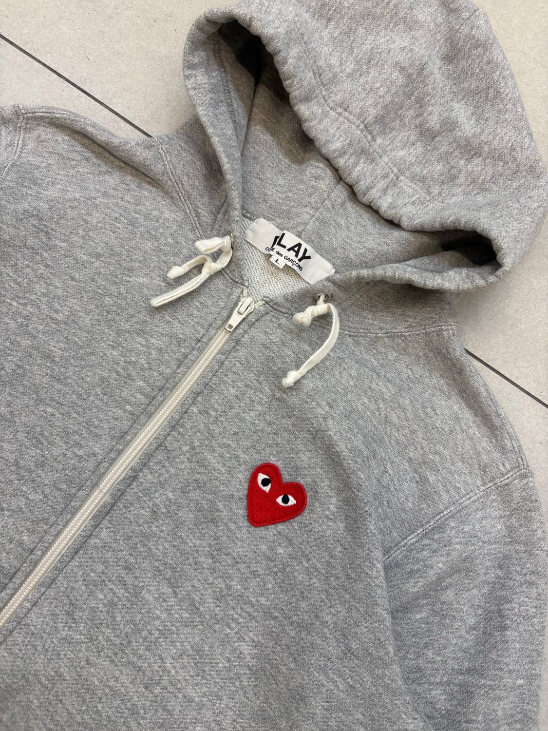 꼼데가르송 플레이 그레이 후드집업 상품이미지3