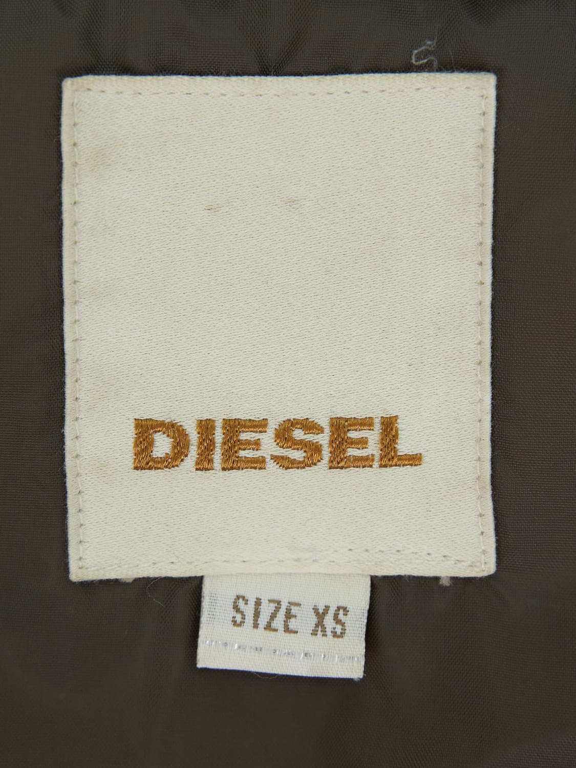 Diesel duck down 숏 패딩 상품이미지6