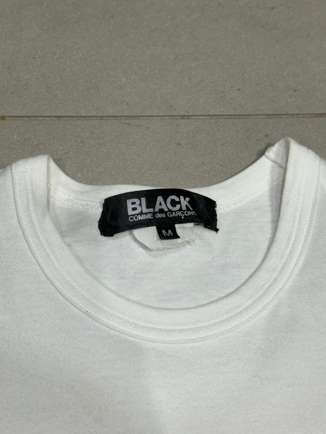 2015 꼼데가르송 입체 쉬폰 장미 디테일 반팔 티셔츠 상품이미지4