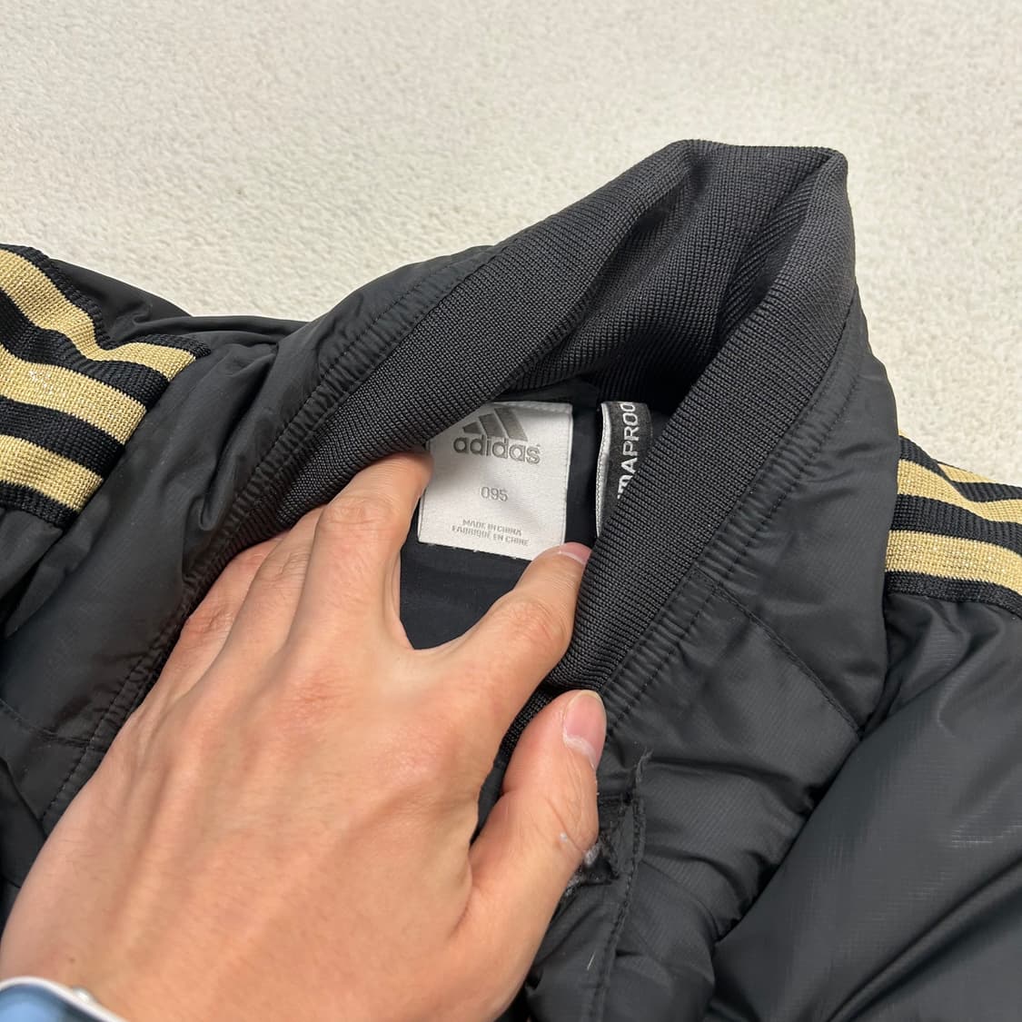 아디다스 00‘s 패딩 상품이미지3