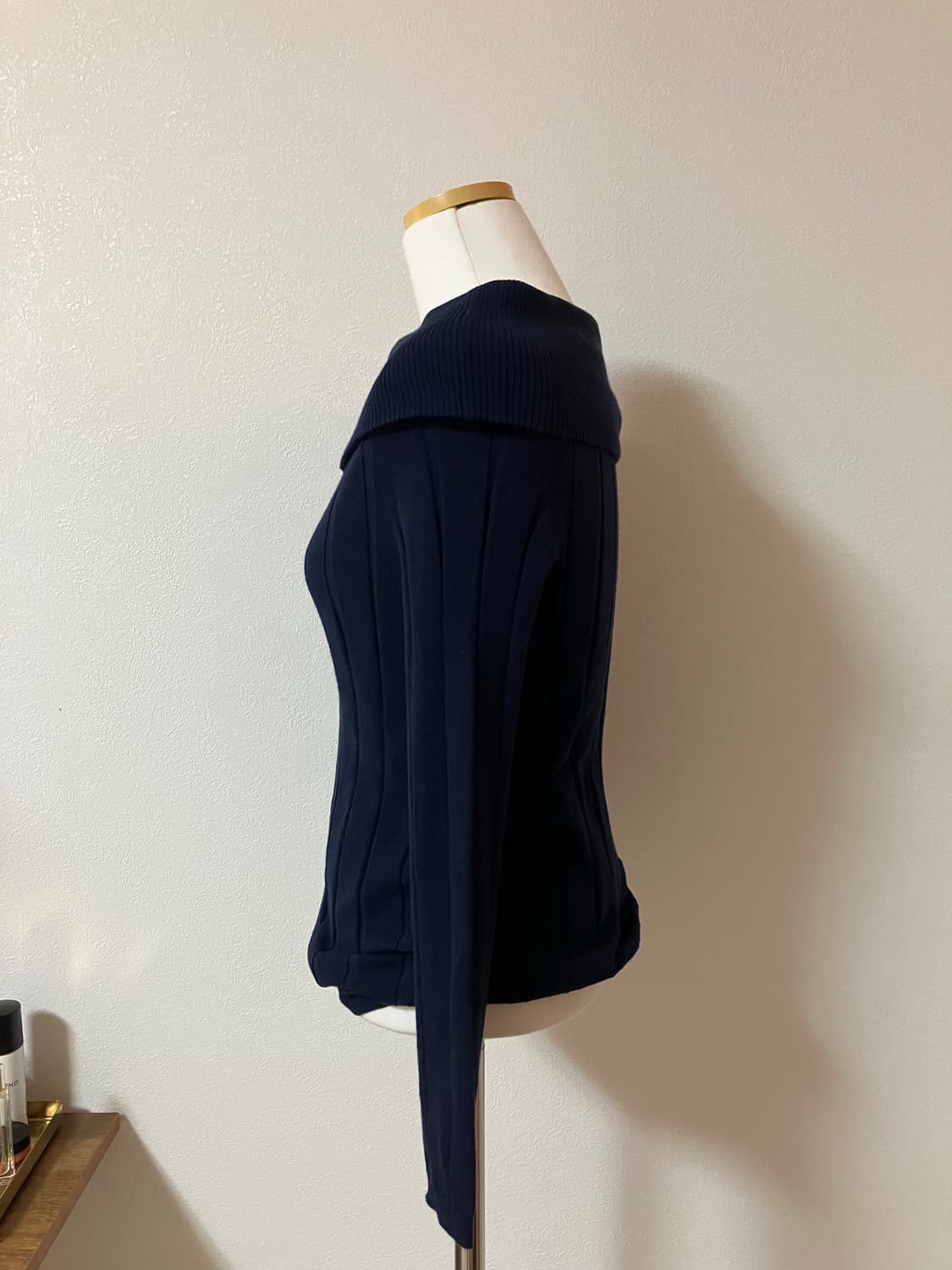 네이비 골지 오프숄더 니트 상품이미지3