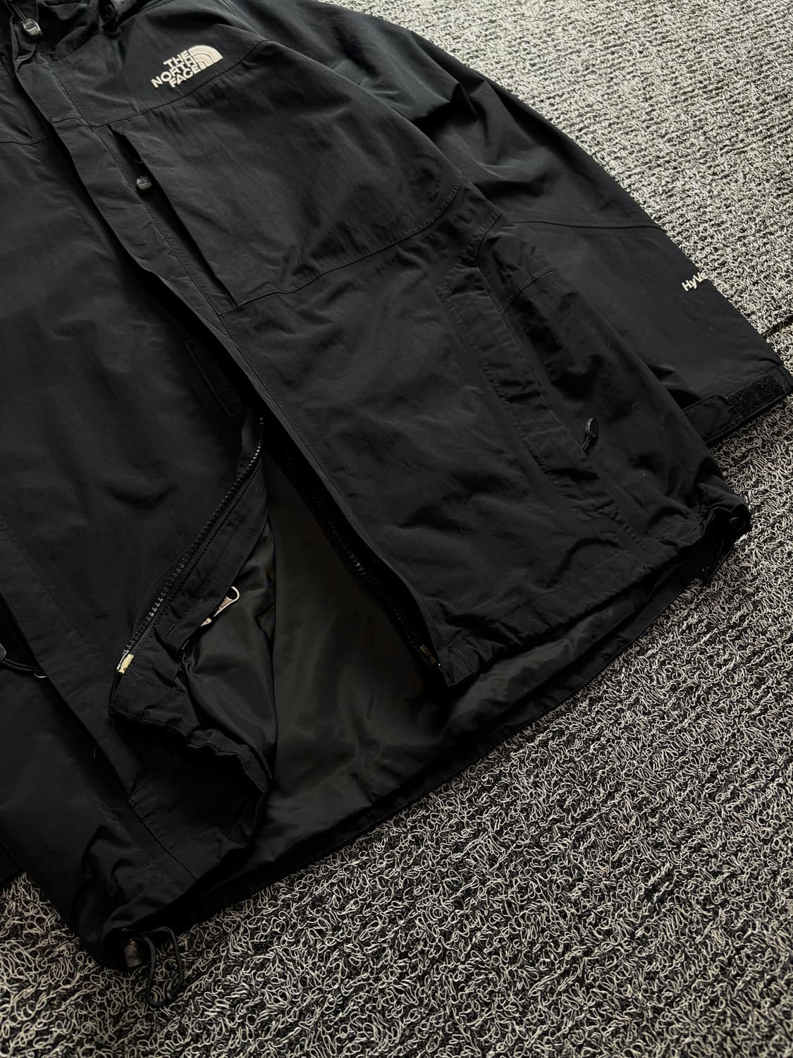 노스페이스 하이벤트 테크웨어 블랙 마운틴 자켓 1503 상품이미지3