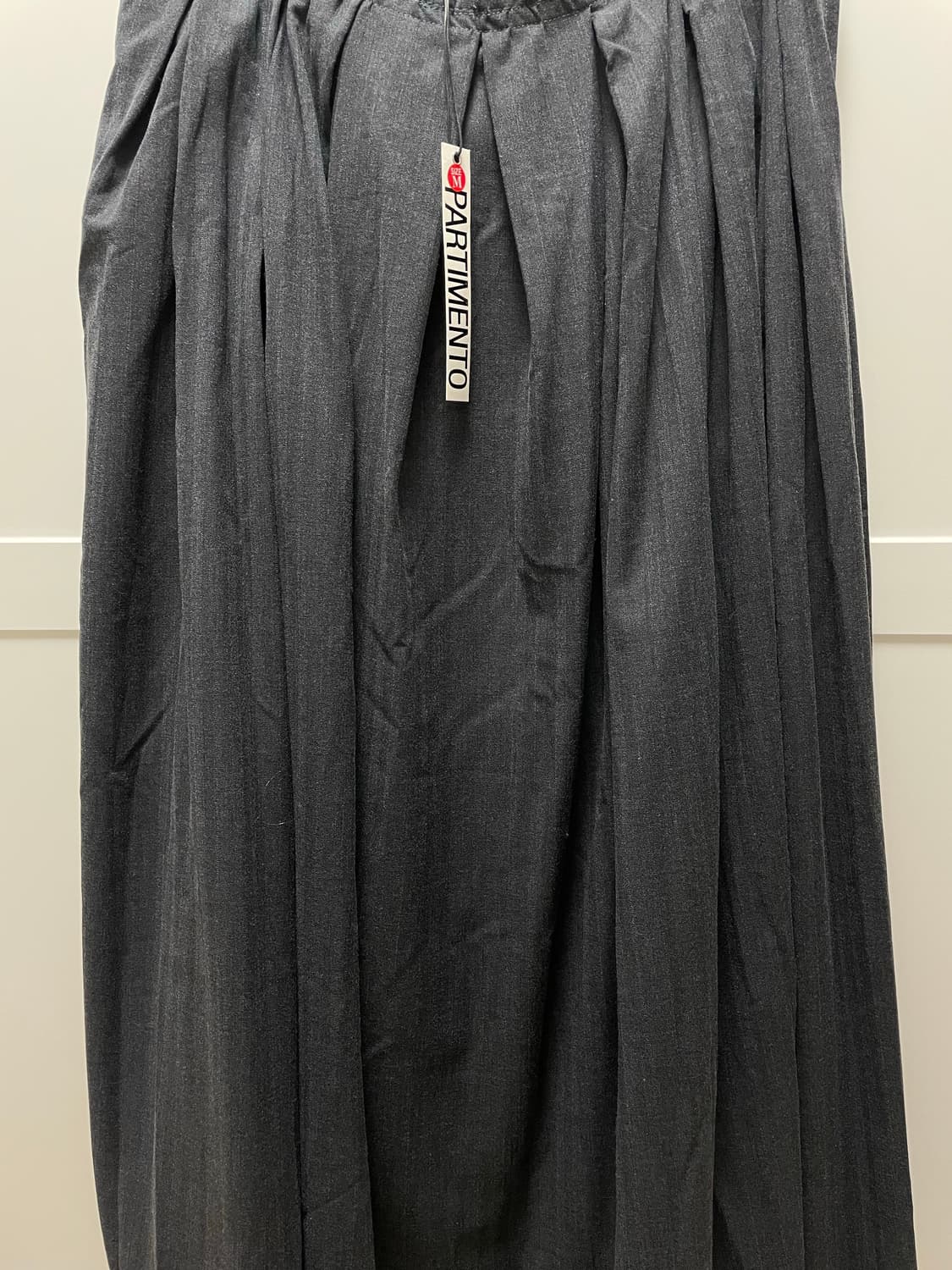 PARTIMENTO 새상품 그레이 허리개더링 컷오프 롱 스커트 M 상품이미지6