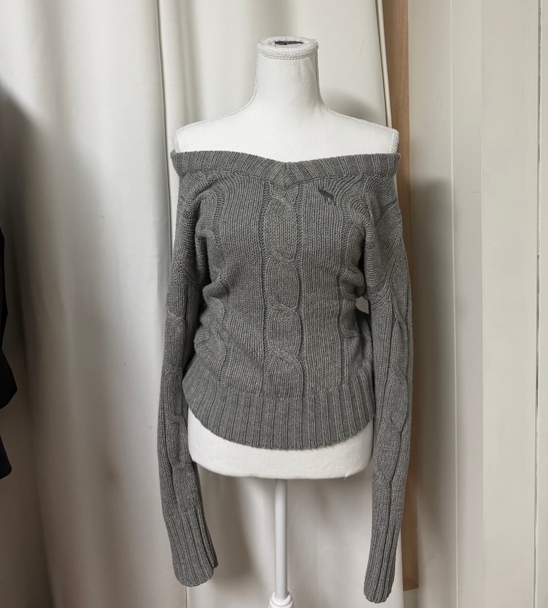 아베크롬비 그레이 순록 브이넥 니트 상품이미지2