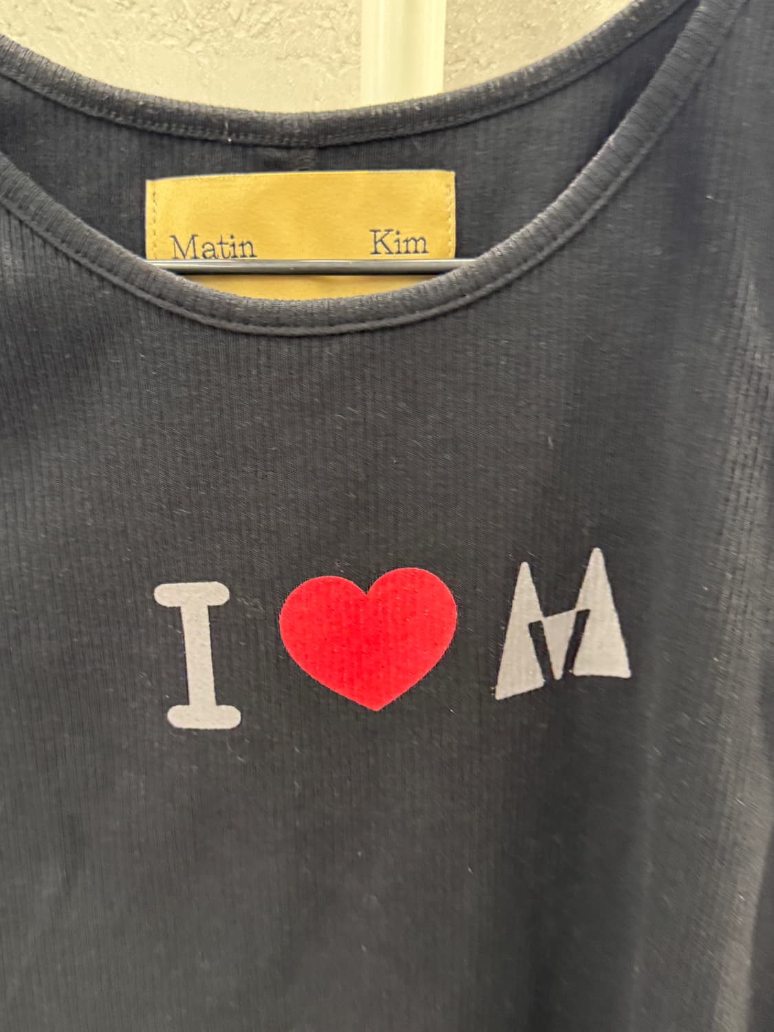 마뗑킴 블랙 립 나시 I 하트 M 탑  상품이미지3