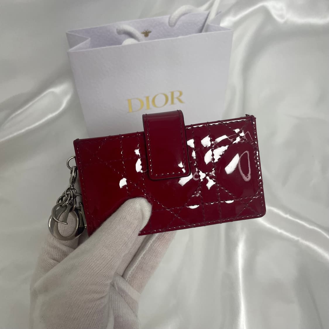 디올 레이디 페이던트 아코디언 카드지갑 + 쇼핑백 상품이미지2