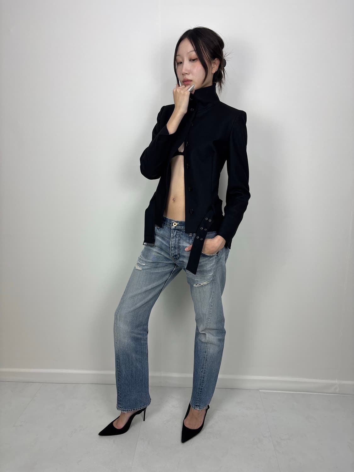 DISTRESSED CURVED JEAN 상품이미지4