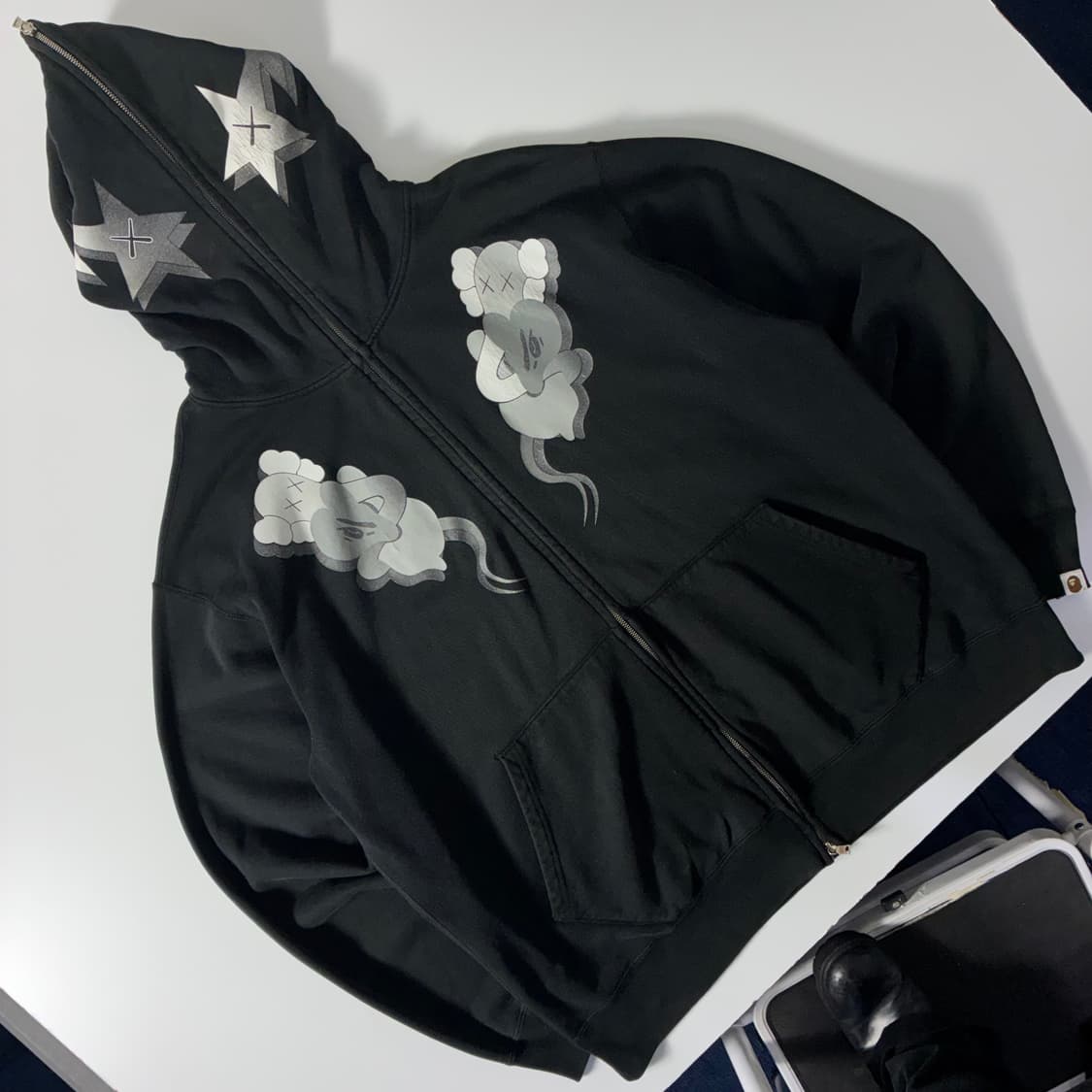 BAPE x KAWS 베이프 카우스 풀집업 후드집업 상품이미지5