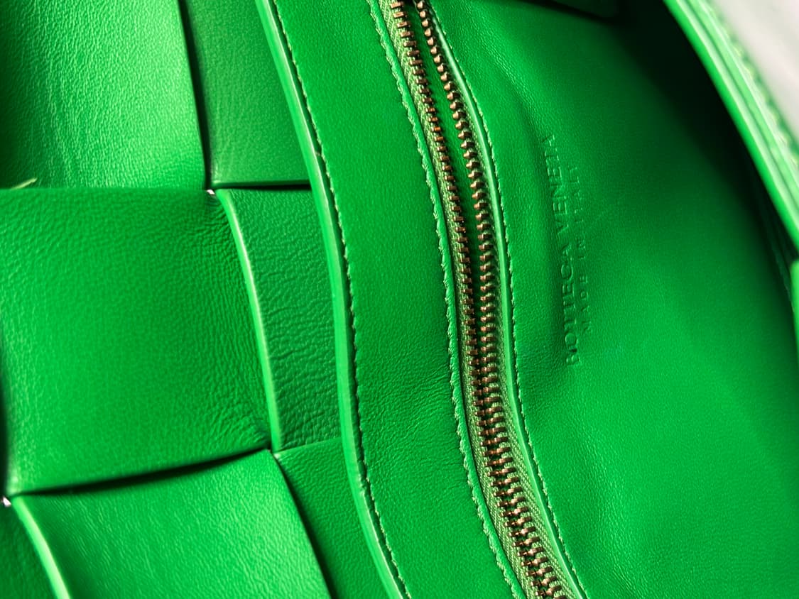 보테가베네타 카세트백 그린 medium 상품이미지3