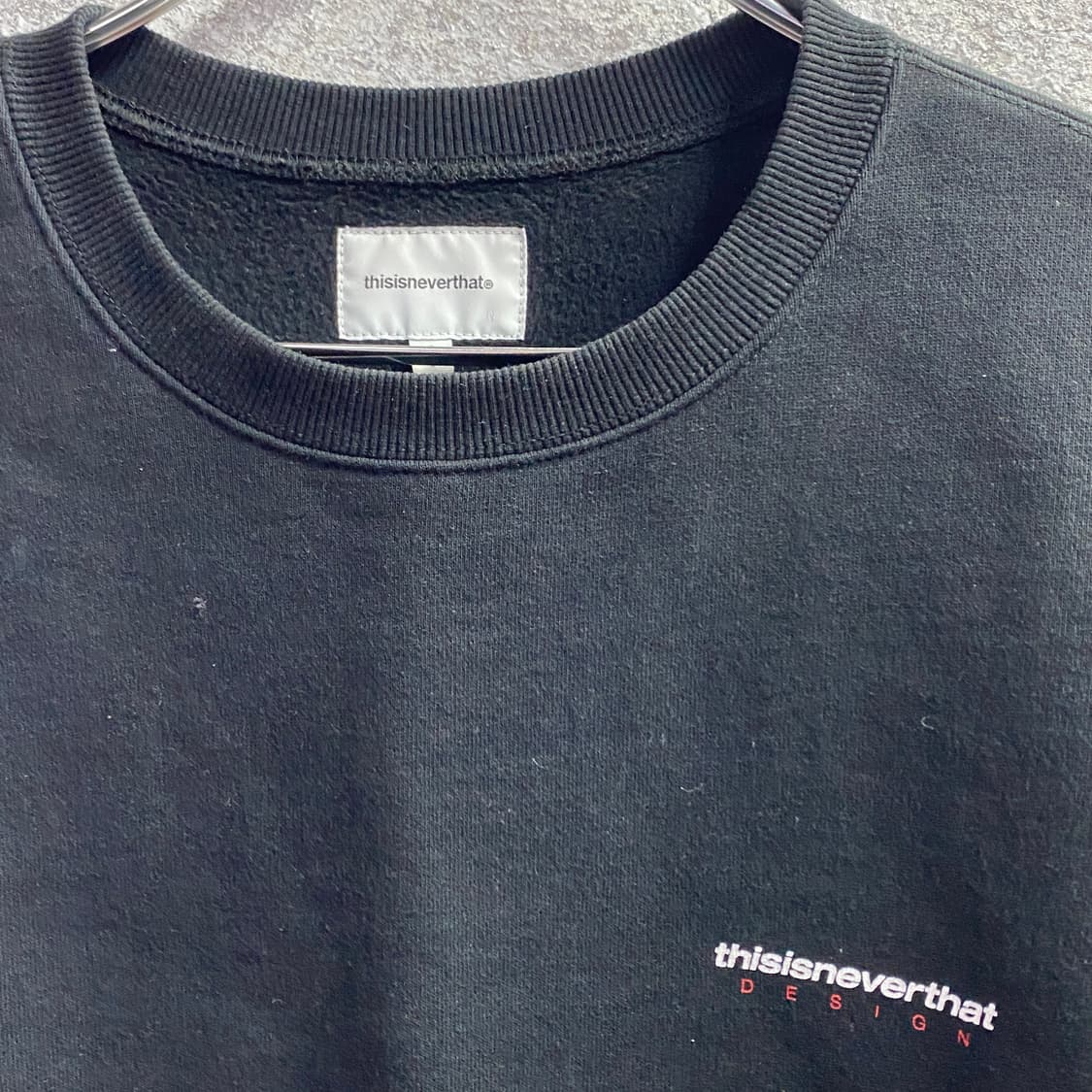 디스이즈네버댓 빅로고 블랙 스웻셔츠 B4259 상품이미지3