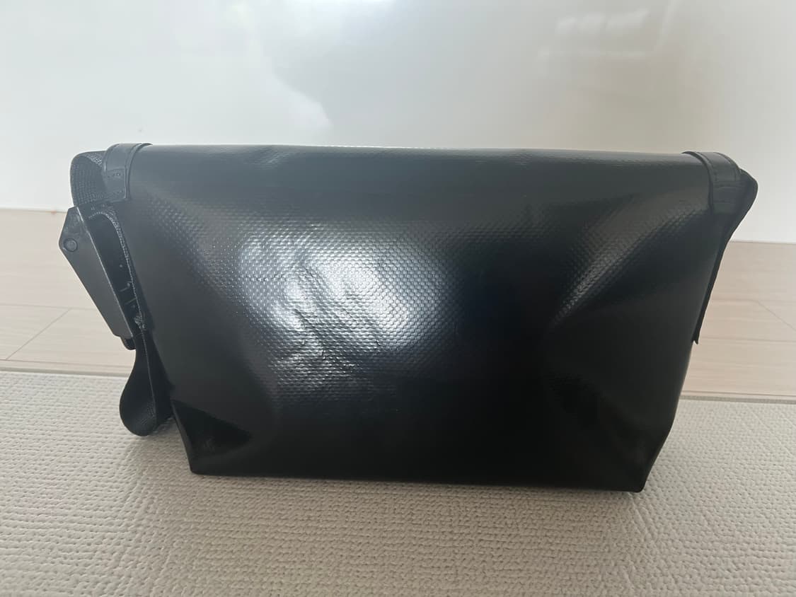 프라이탁 올블랙 하파오 상품이미지6