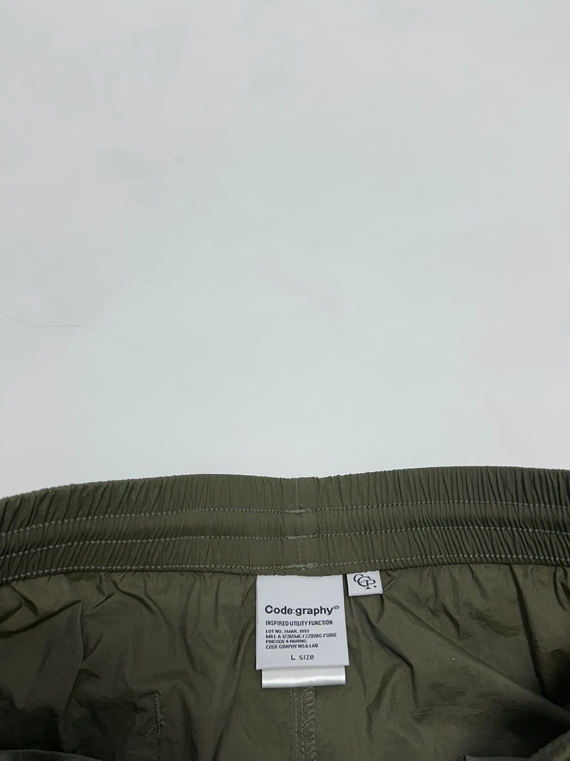 코드그라피 바스락 나일론 팬츠 카키 상품이미지7