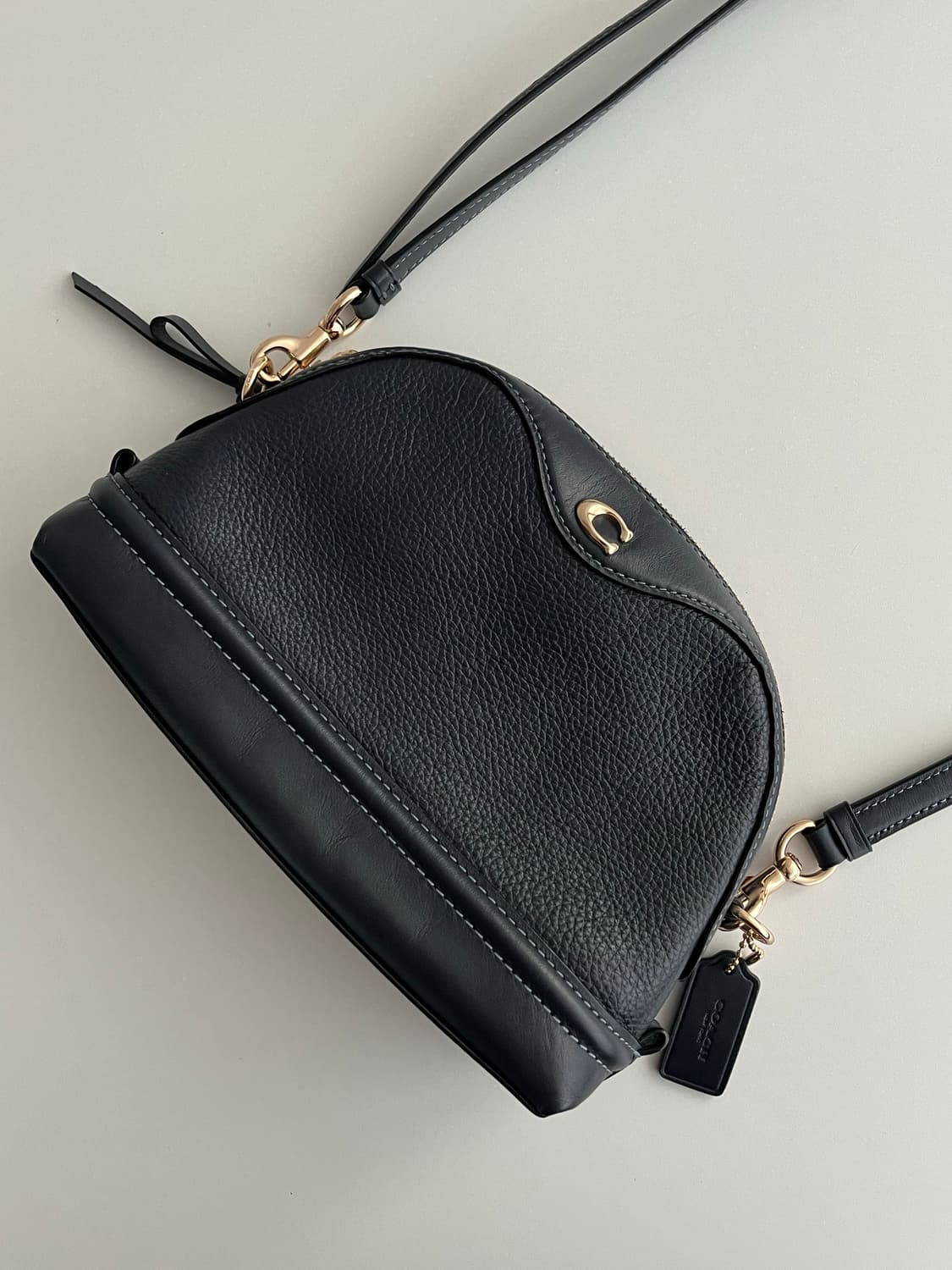 코치 COACH 아이비 크로스백 네이비 상품이미지1