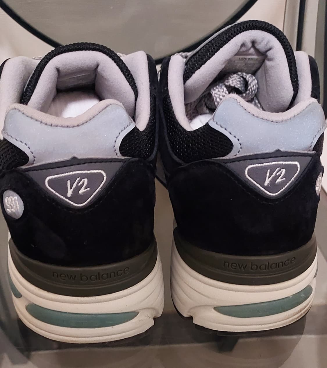 (275)뉴발란스 991V2 블랙  상품이미지3