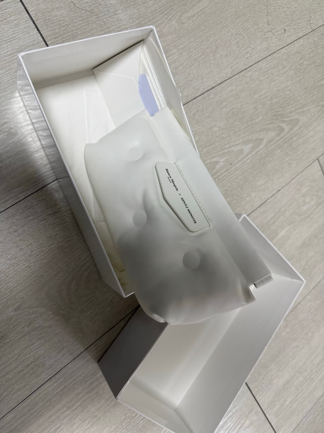 젠틀몬스터 마르지엘라 mm113 풀박 상품이미지5