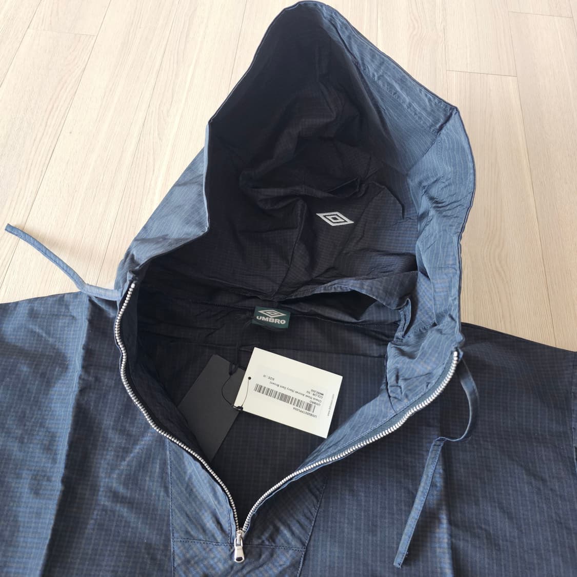 M 새제품) 엄브로 X 슬램잼 마스크 아노락 바람막이 L 100~105 상품이미지4