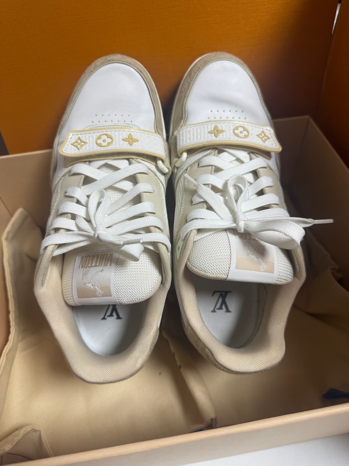 [풀구성] 루이비통 LV 트레이너 벨크로 베이지 트레이너 스니커즈 7 상품이미지2