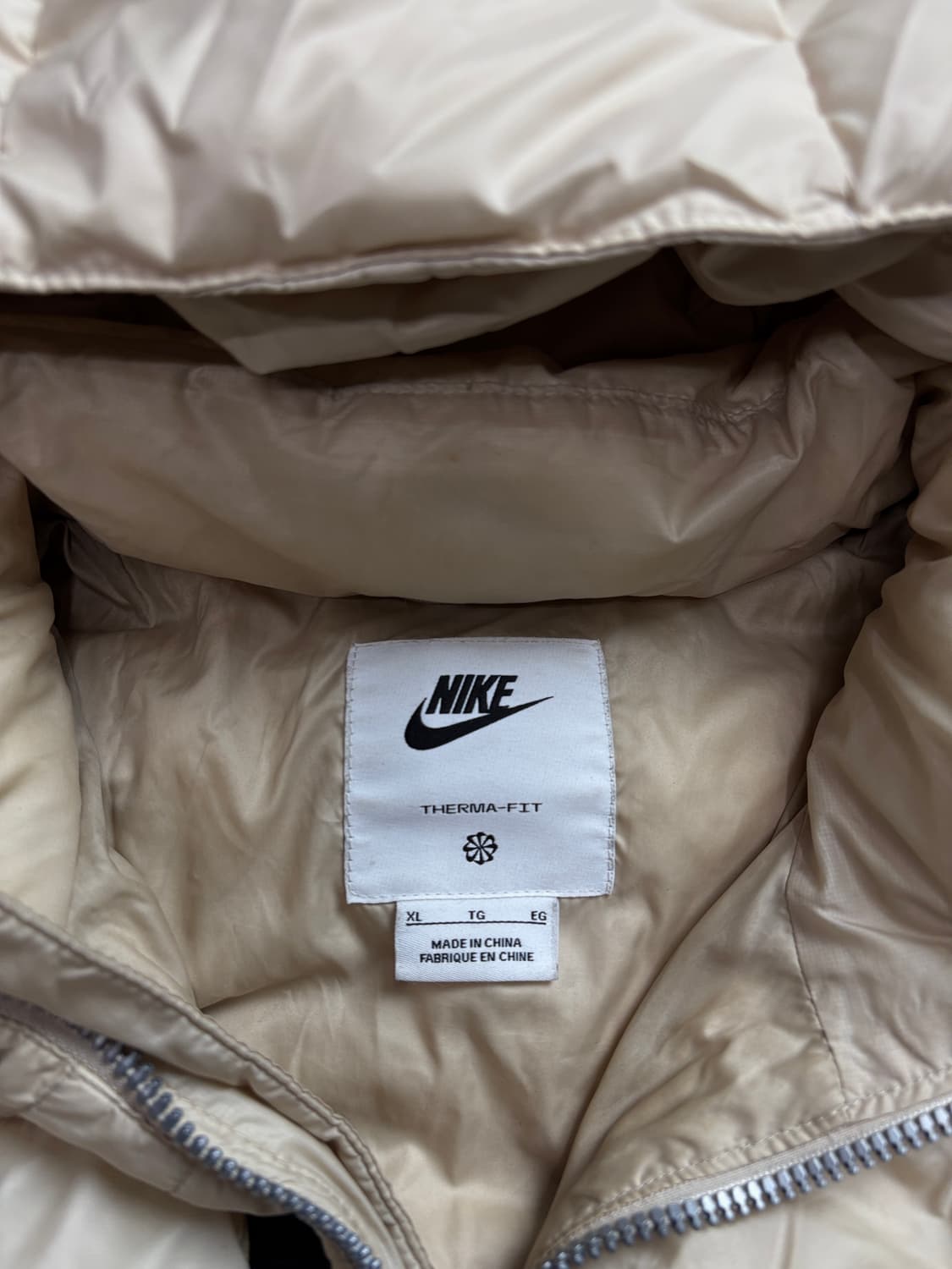 나이키 신형 써마핏 푸퍼 패딩 자켓 크림 1897 상품이미지4