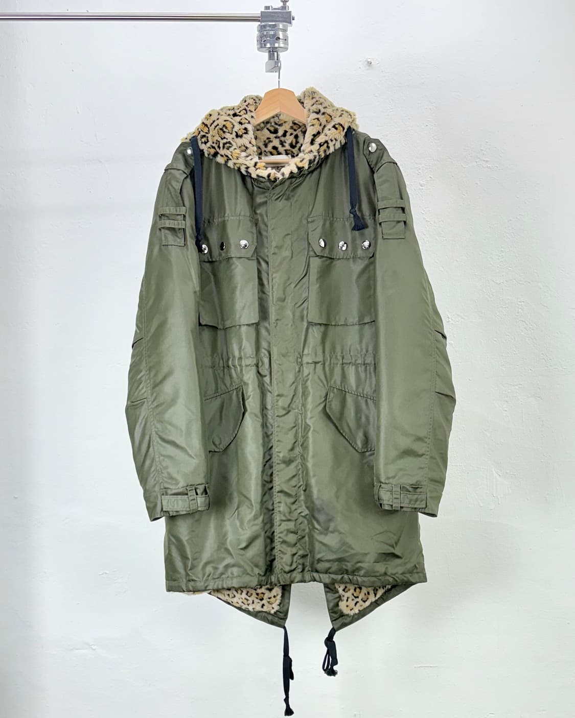 페익스 커넥션 세이지 레오파드 패널 포켓 후디 롱 파카 코트 상품이미지1