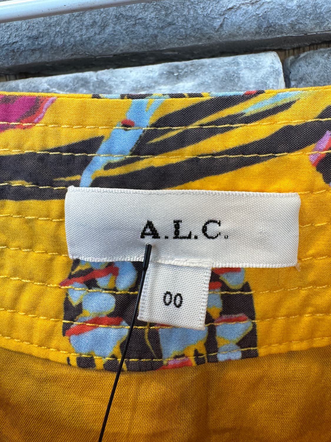 새상품 A.L.C. 랩 스커트 00사이즈 (44사이즈)옐로우 플라워 패턴 상품이미지5