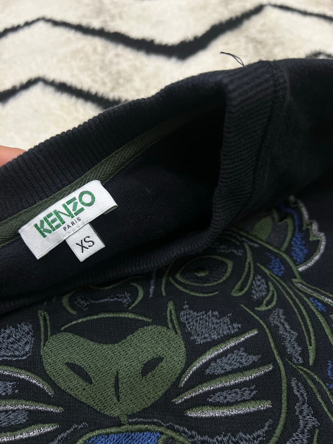 [XS]KENZO 자수 타이거 맨투맨/블랙 상품이미지5