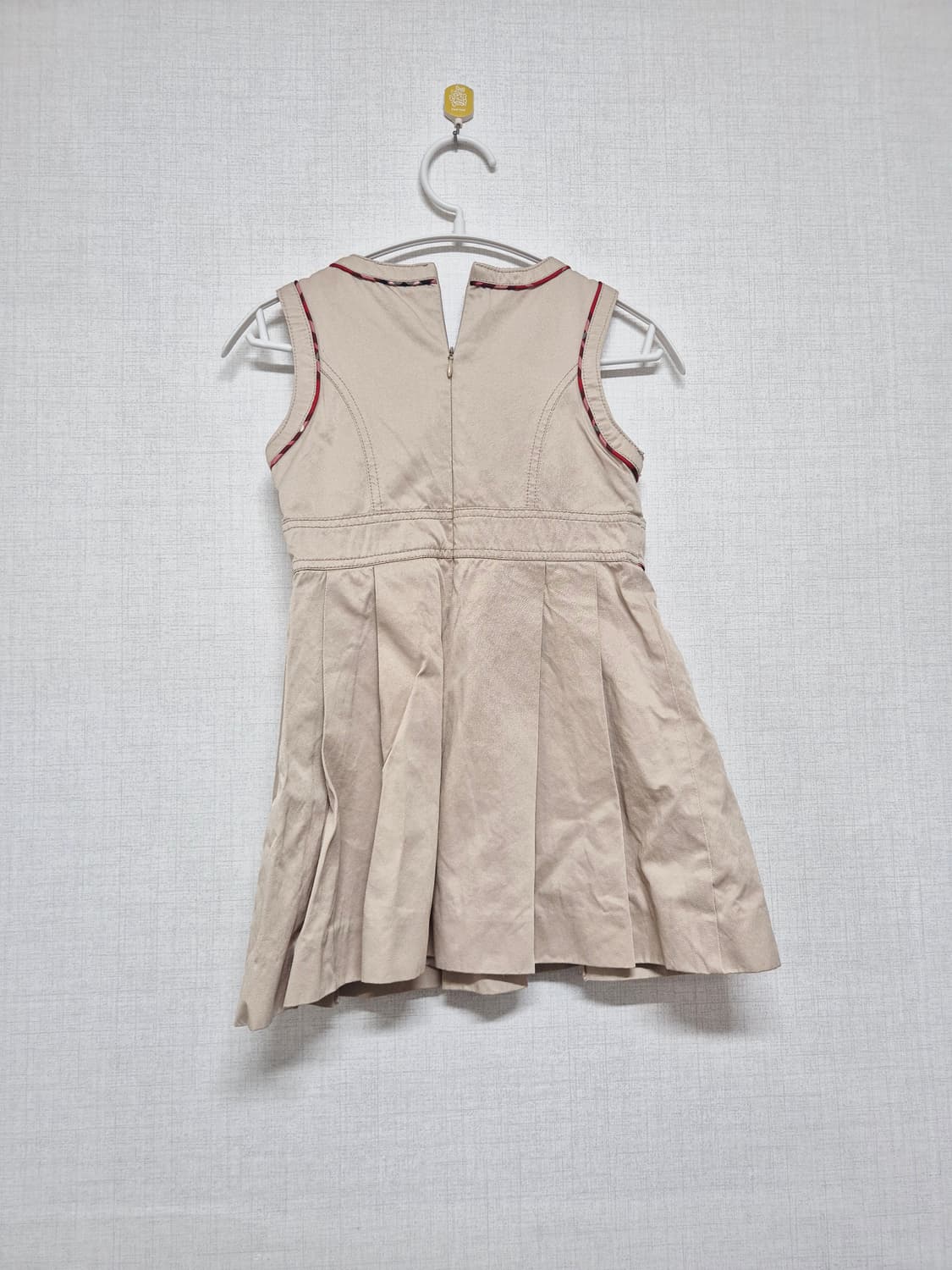 유아동 헌트키즈 베이지 플리츠 원피스 상품이미지2