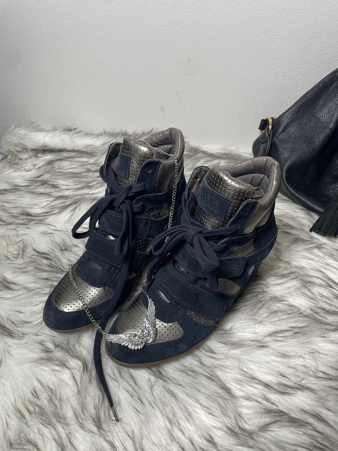 Ash 아쉬 골드 네이비 메탈릭 보위 웨지힐 스니커즈 상품이미지1