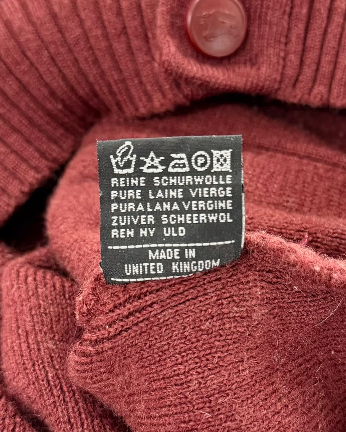 버버리 버건디 코만도 레더패치 브이넥 가디건 상품이미지9