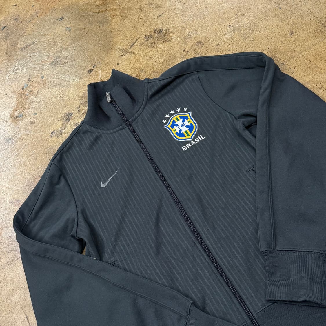 [정품/M] 나이키 브라질 축구 국가대표팀 트랙탑 블랙 b17 상품이미지1