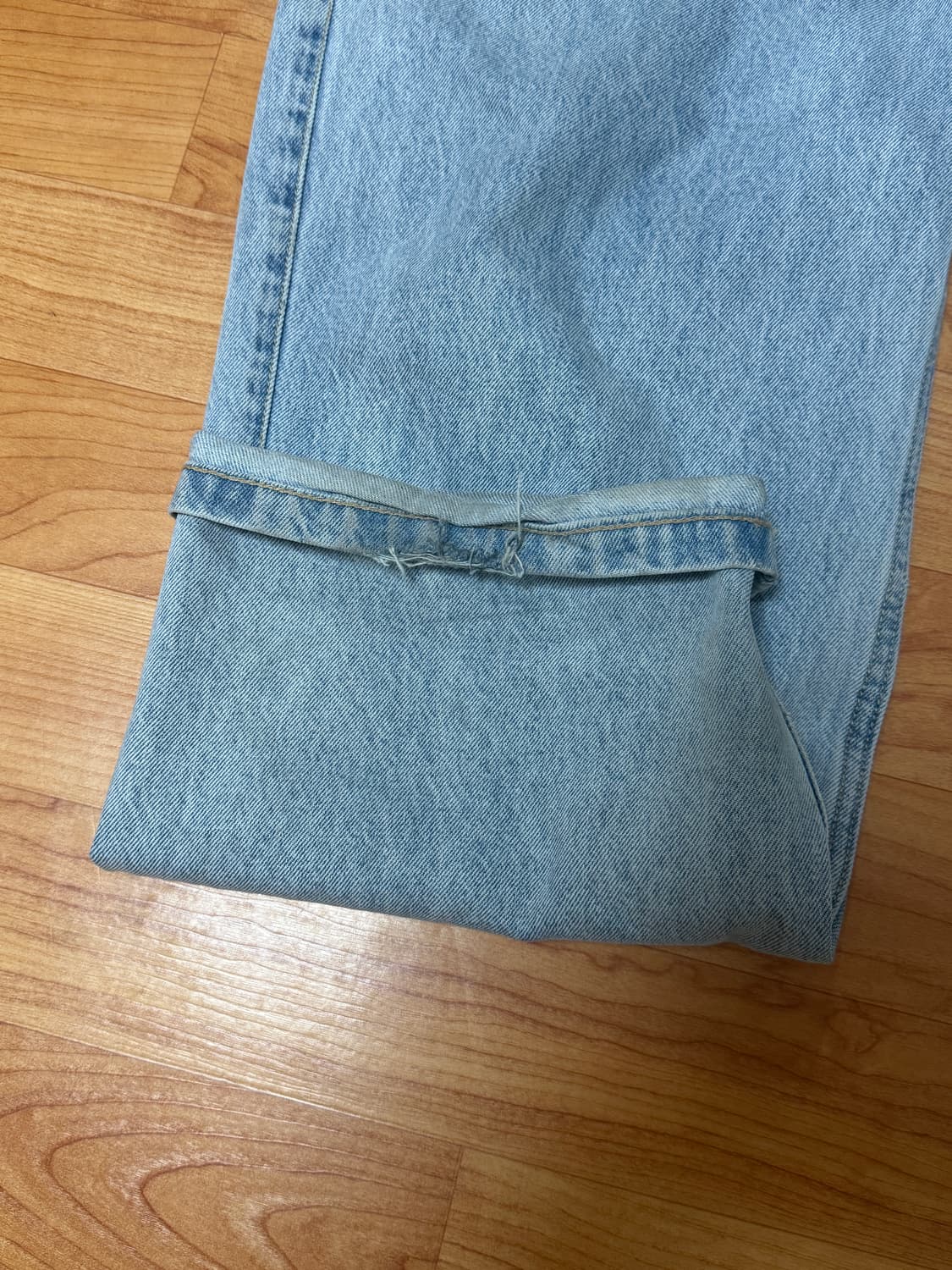 예쓰아이씨Two Tucked Denim Pants Light Indigo 상품이미지5